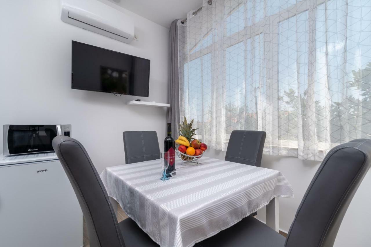 Apartman Niksi Trogir Exterior foto